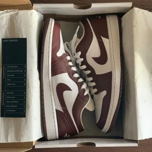 Woman's Air Jordan 1 Low